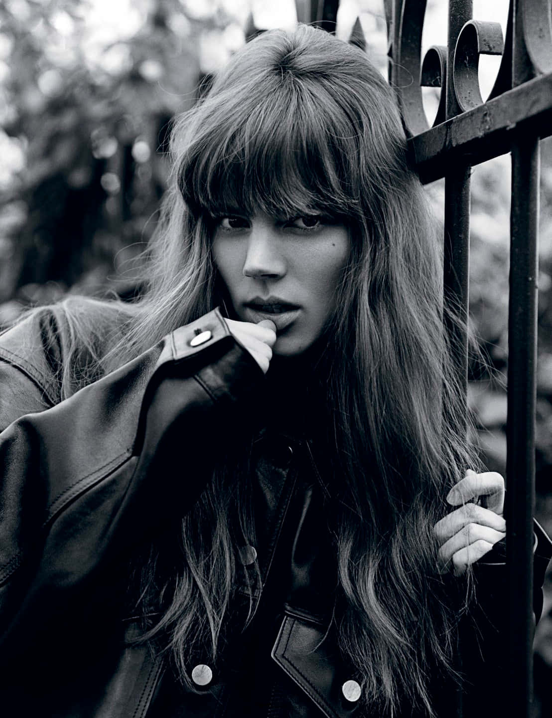 Stunning Model Freja Beha Erichsen In A Sophisticated Attire Wallpaper