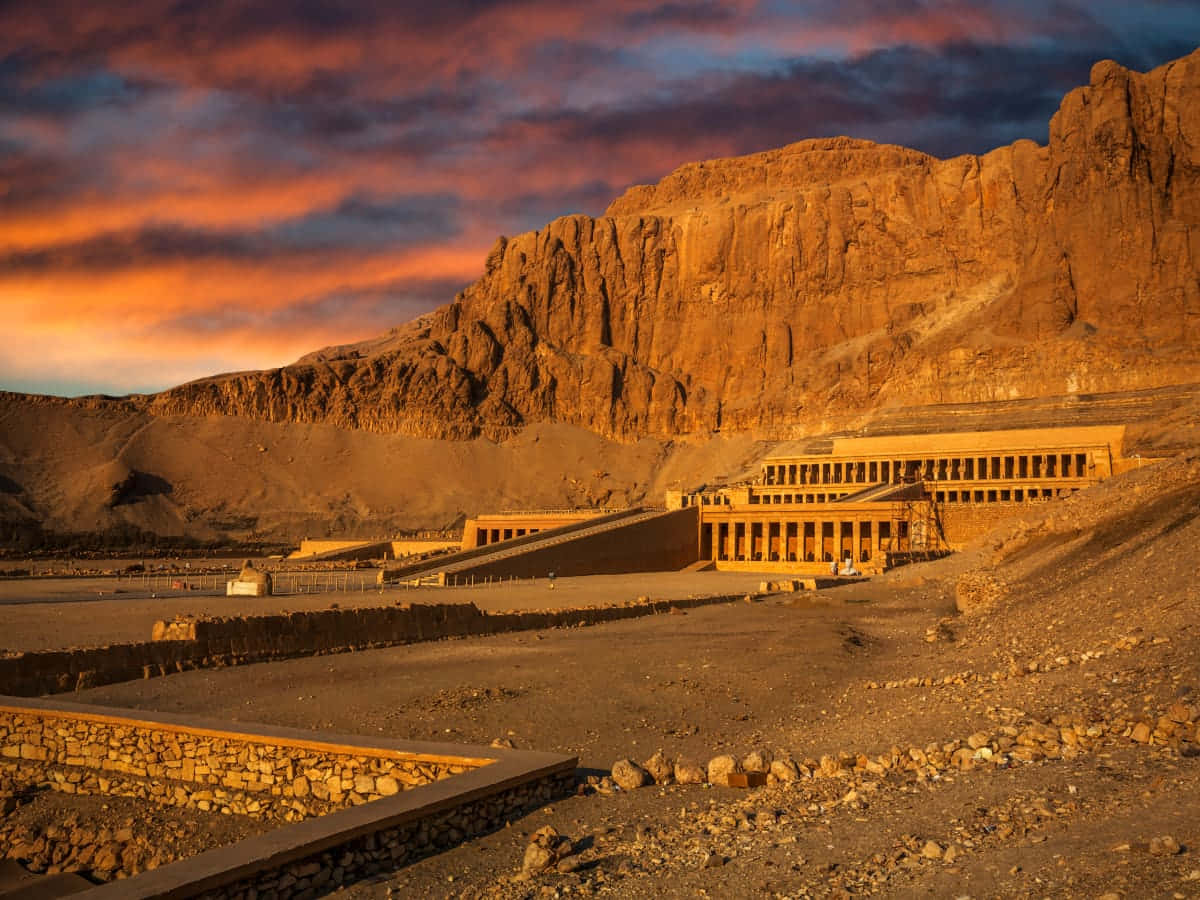 Sunset_ Over_ Ancient_ Egyptian_ Temple_ Valley_of_the_ Kings Wallpaper