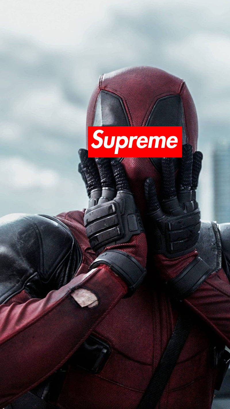 Superhero Supreme Deadpool Shocked Wallpaper