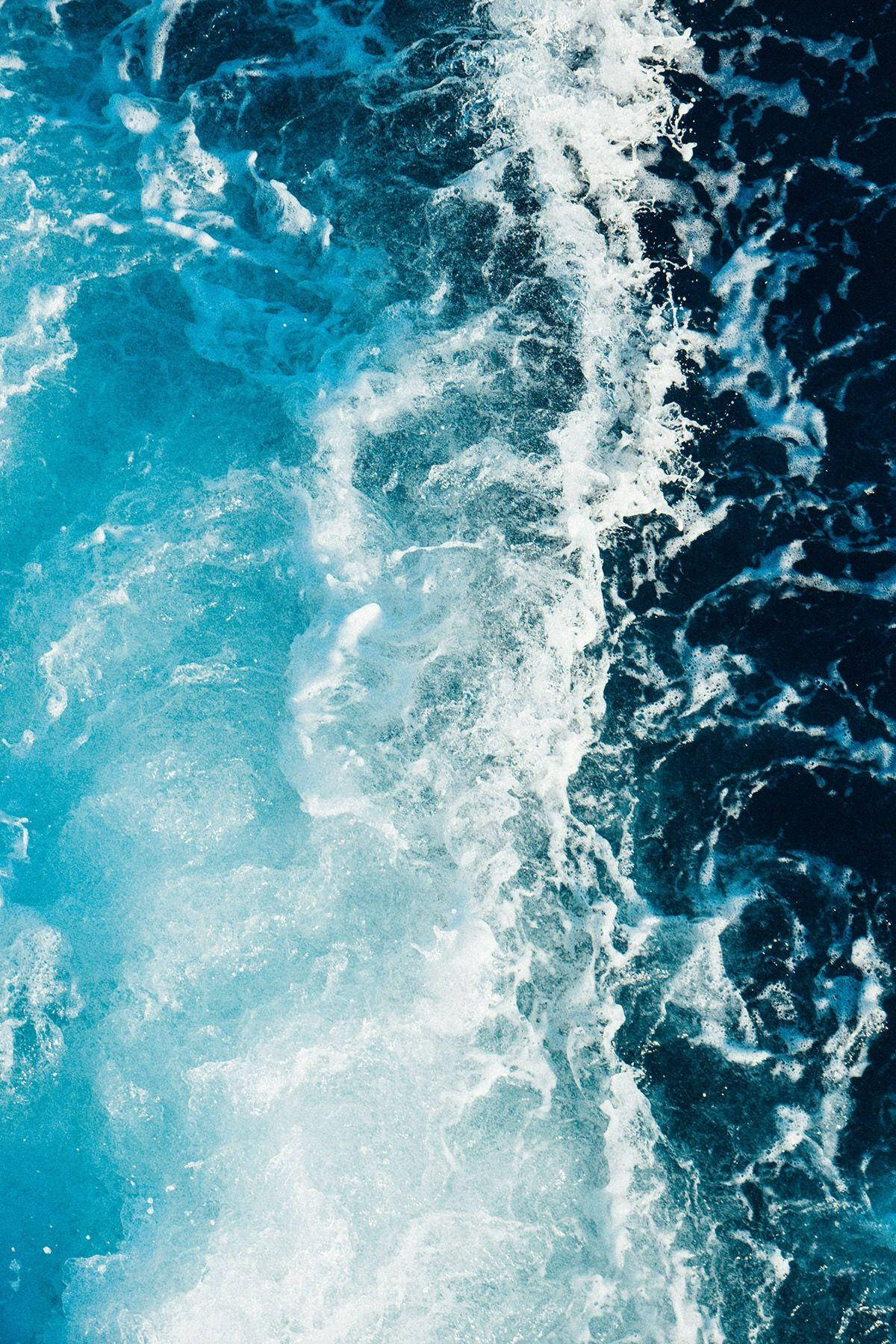 Swirling Water Aesthetic Wallpaper