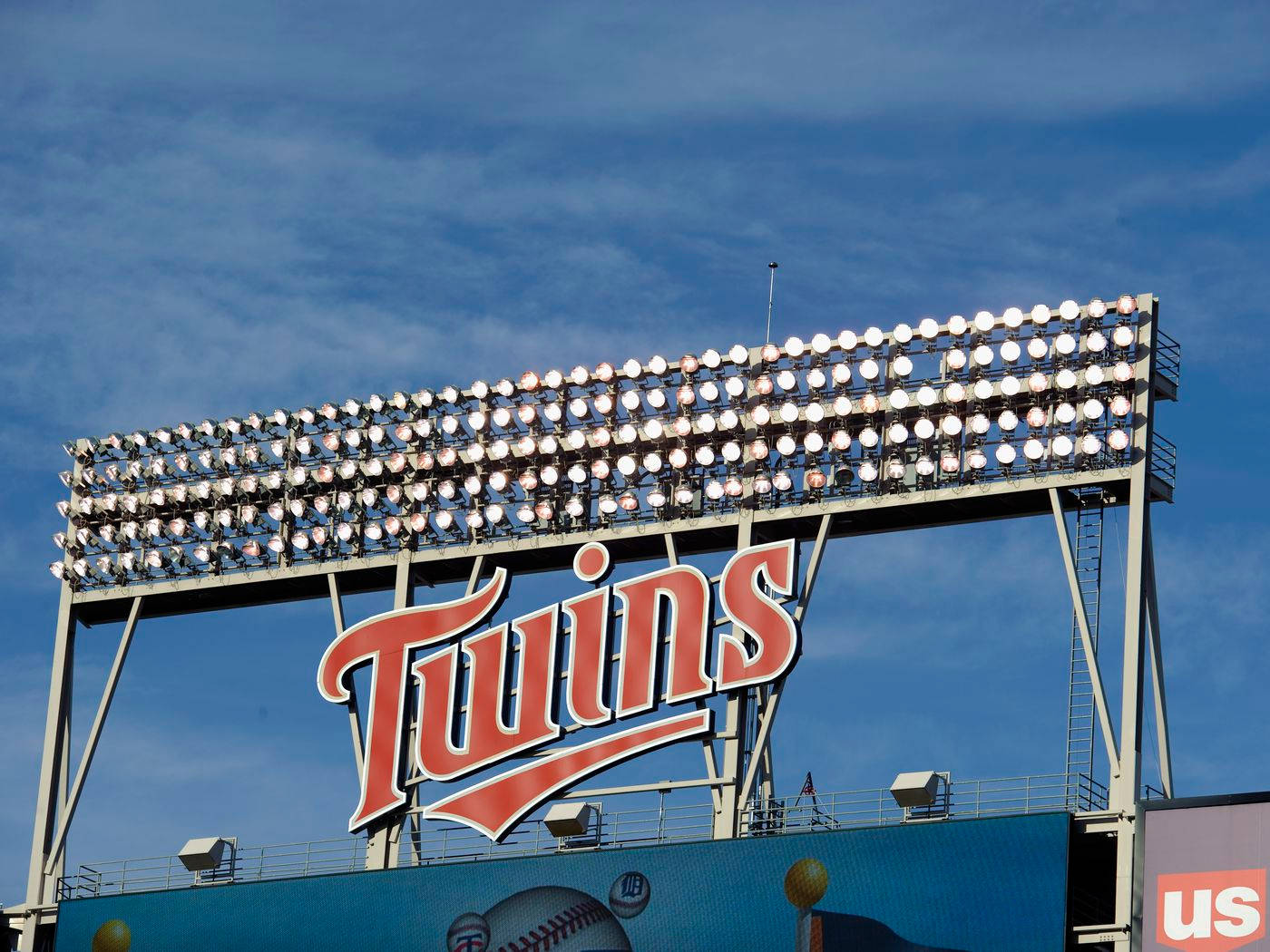 Target Field Home Of Minnesota Twins Wallpaper