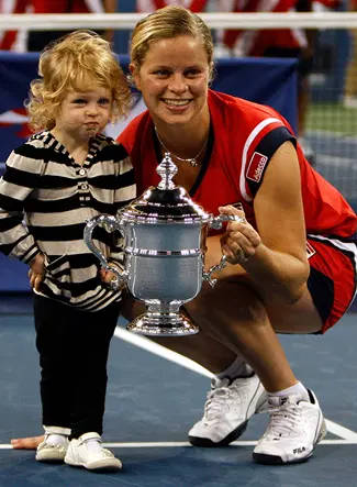 Tennis Icon Kim Clijsters With Her Daughter Jada Elly Lynch Wallpaper