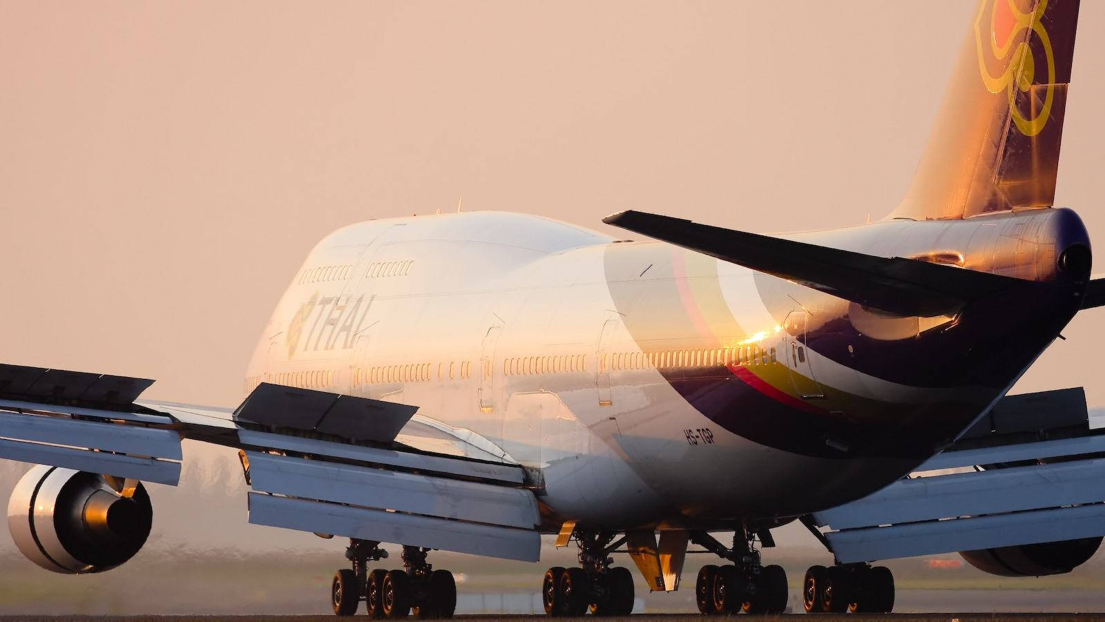 Thai Airways Jumbo Airplane Wallpaper