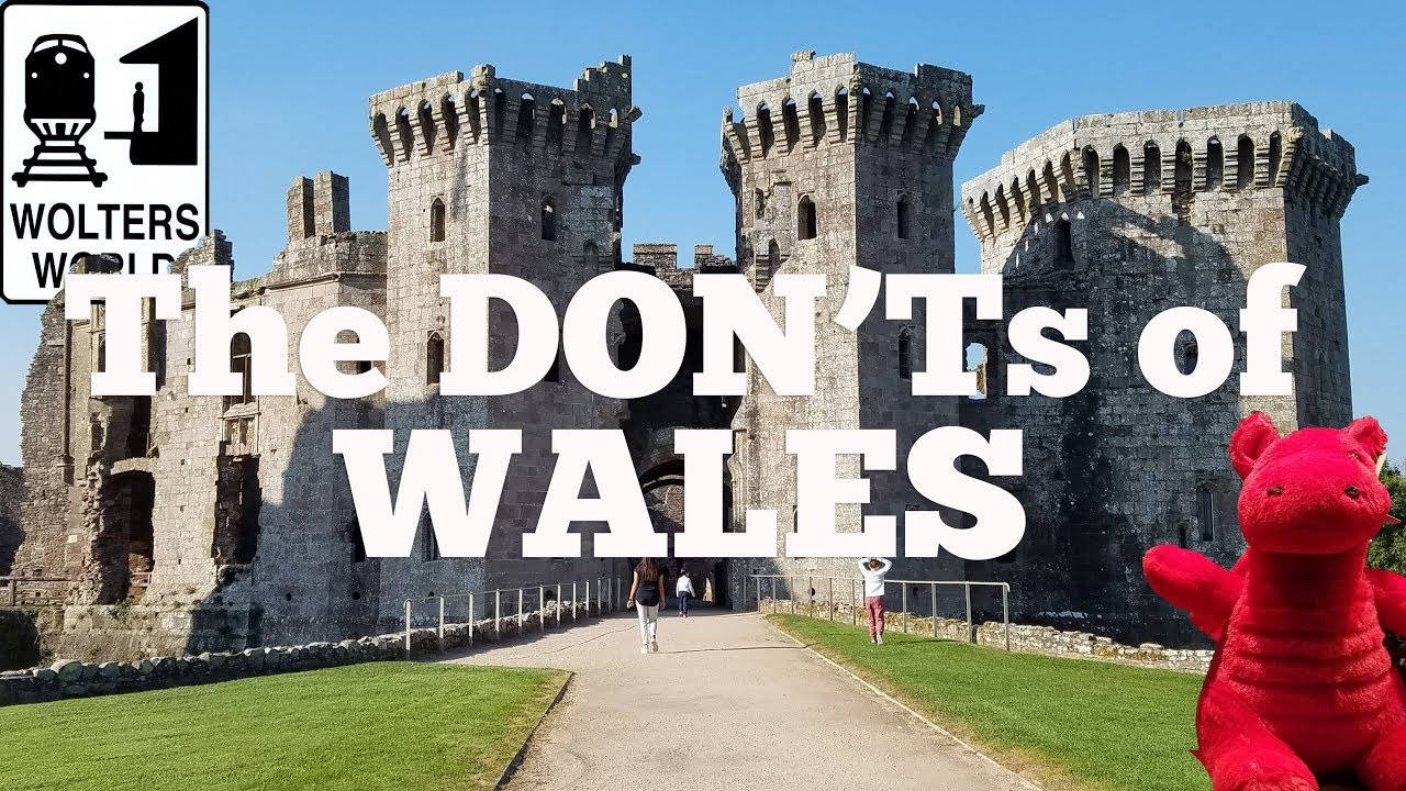 The Don'ts Of Wales: Magnificent Seascape And Idyllic Town Wallpaper