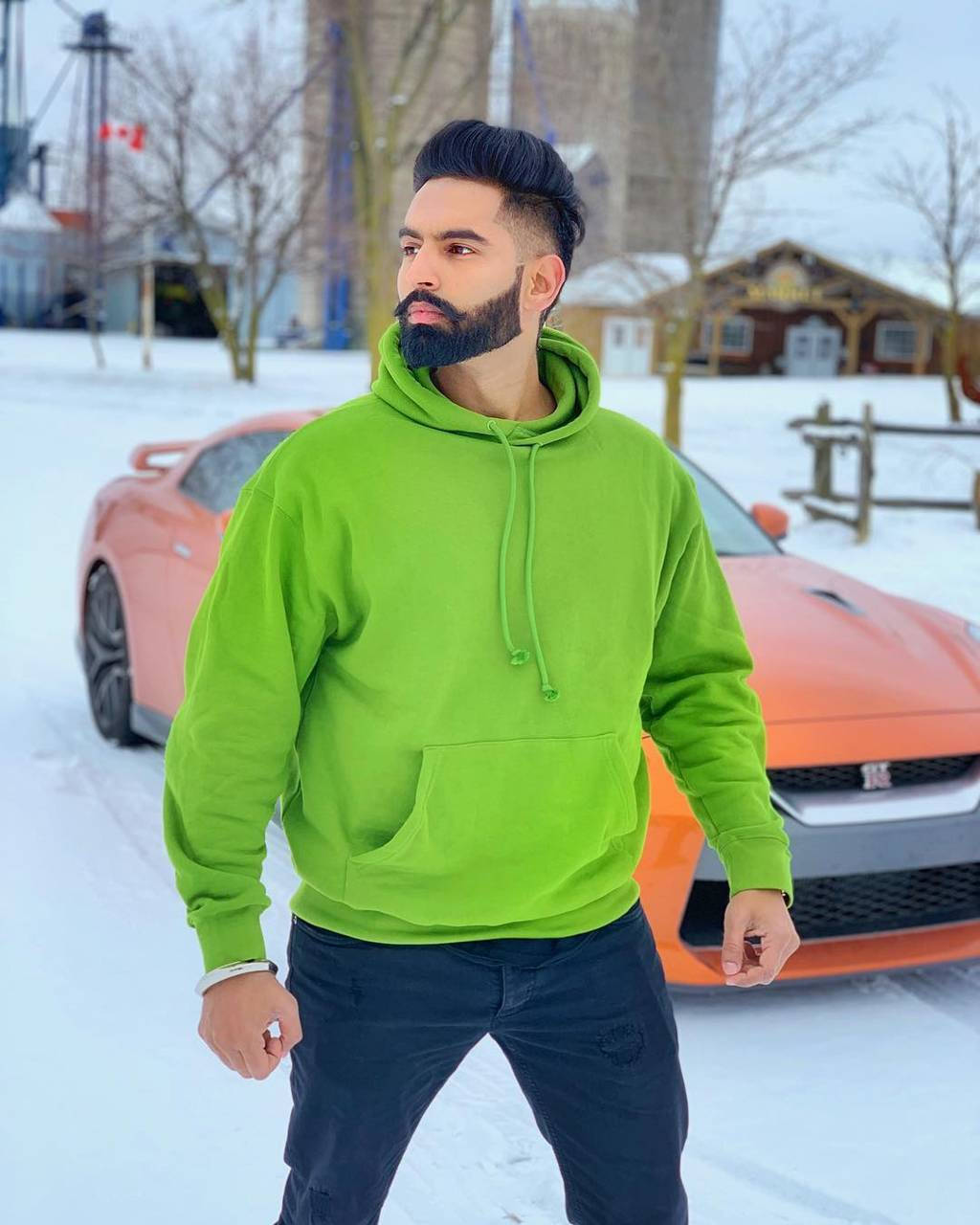 The Singer Parmish Verma Hoodie Wallpaper