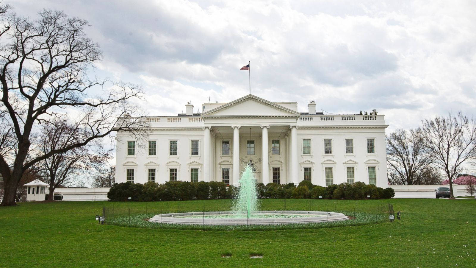 The White House North Lawn Wallpaper