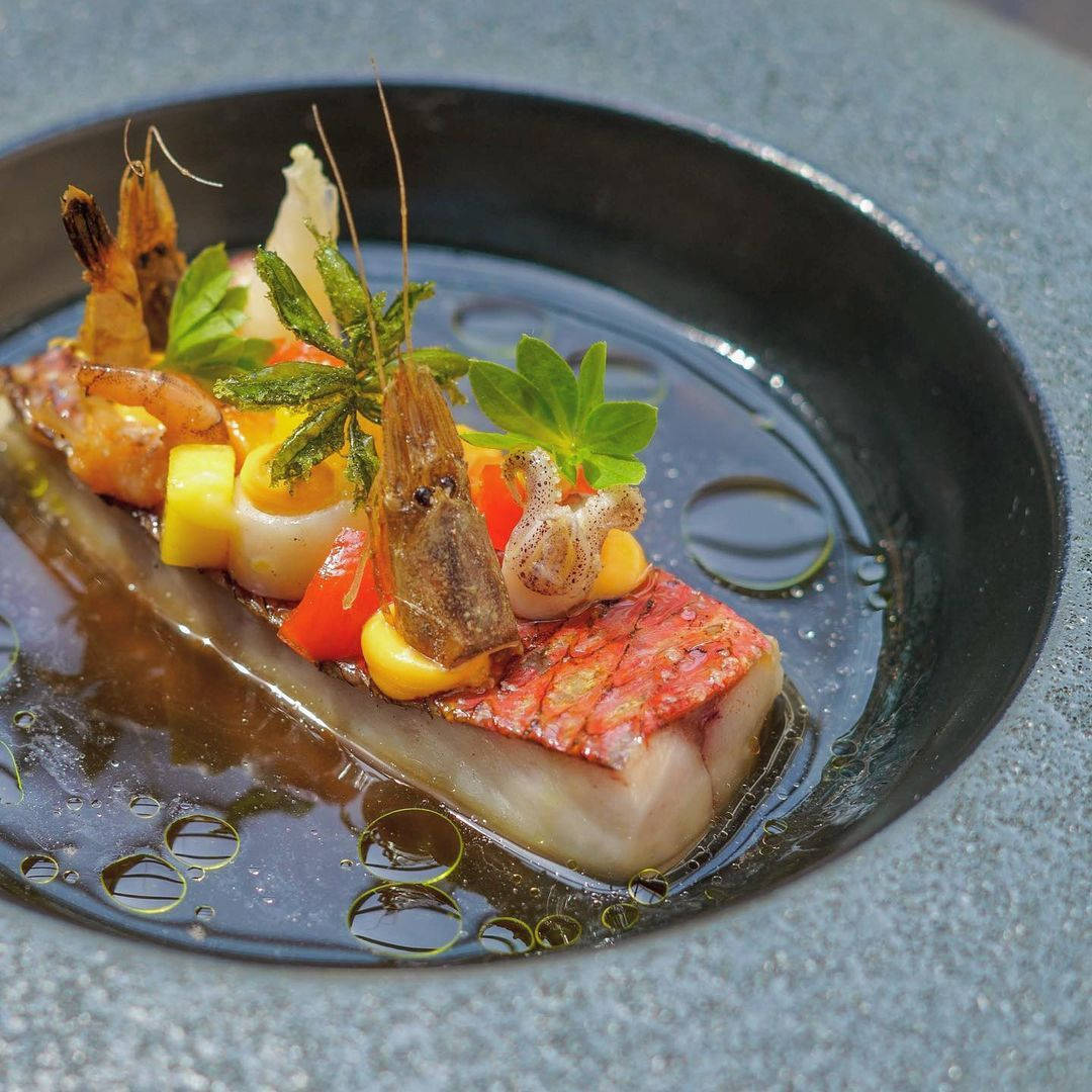 Three Star Michelin Red Mullet Dish Wallpaper