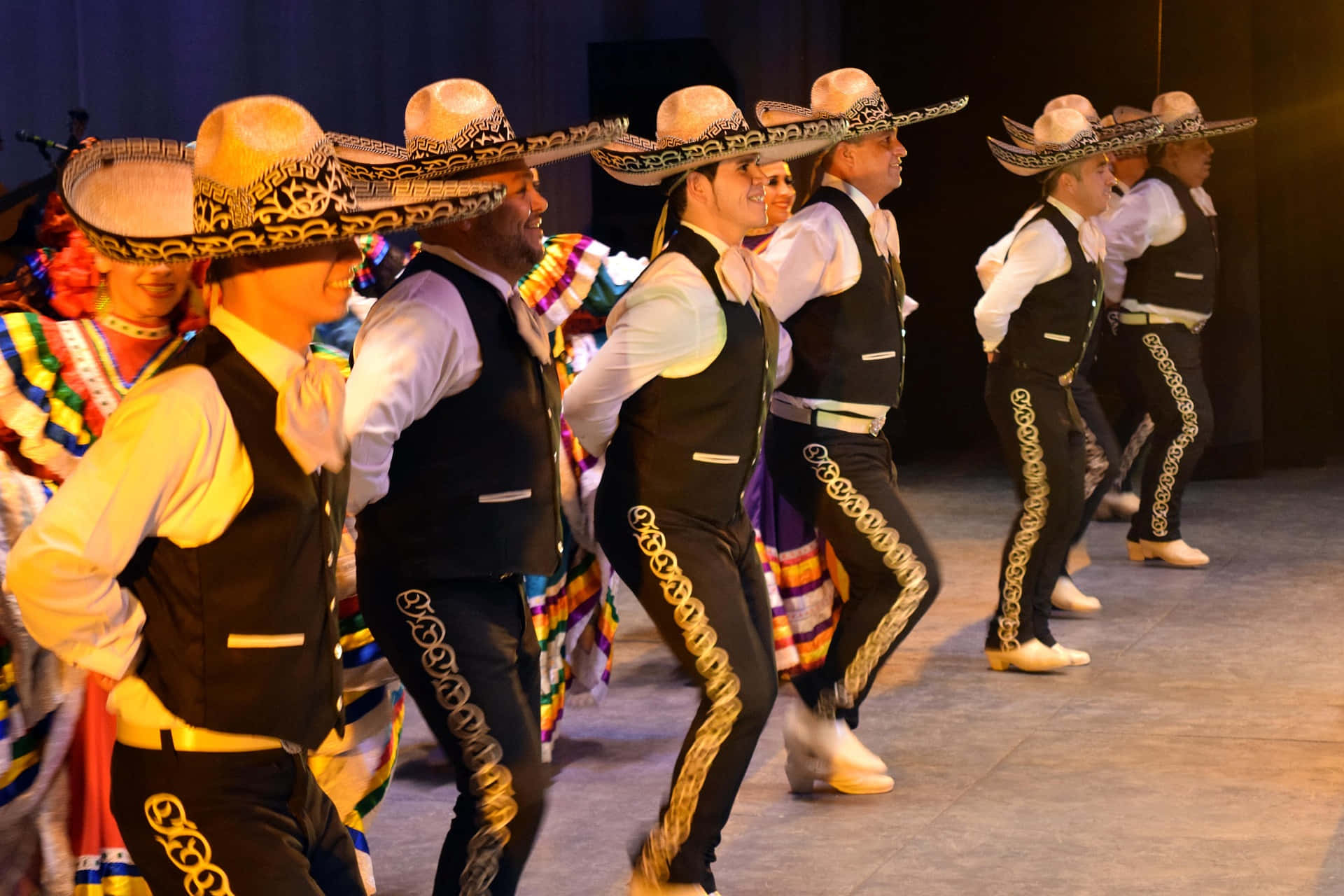 Traditional Hispanic Dancers Wallpaper