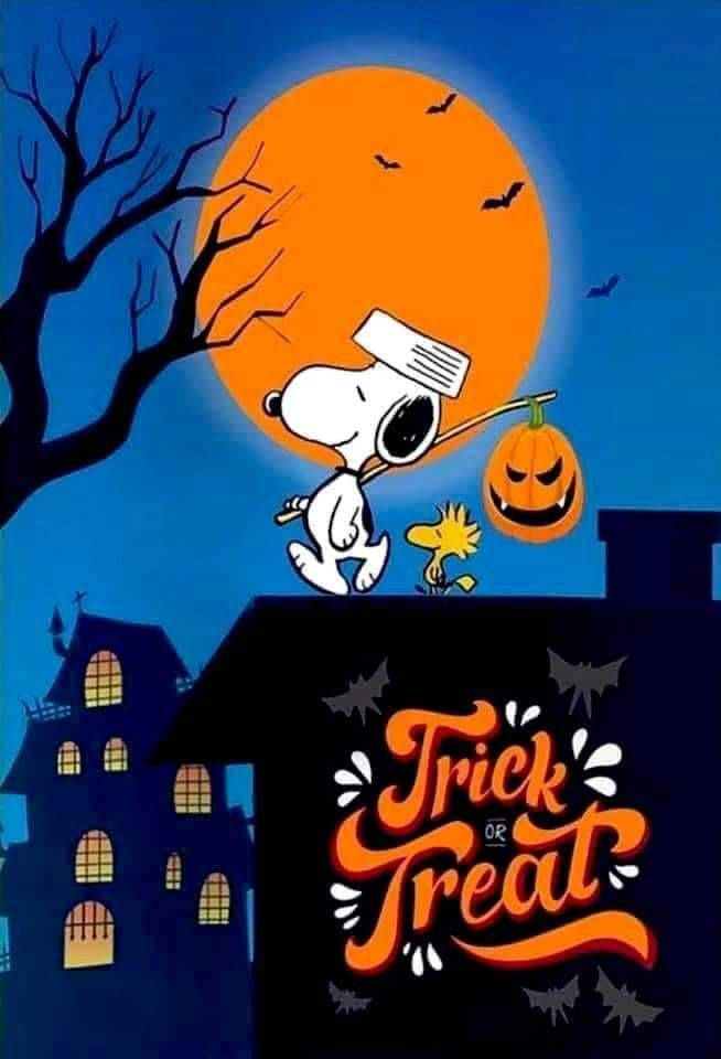 Traveler Snoopy Halloween Wallpaper