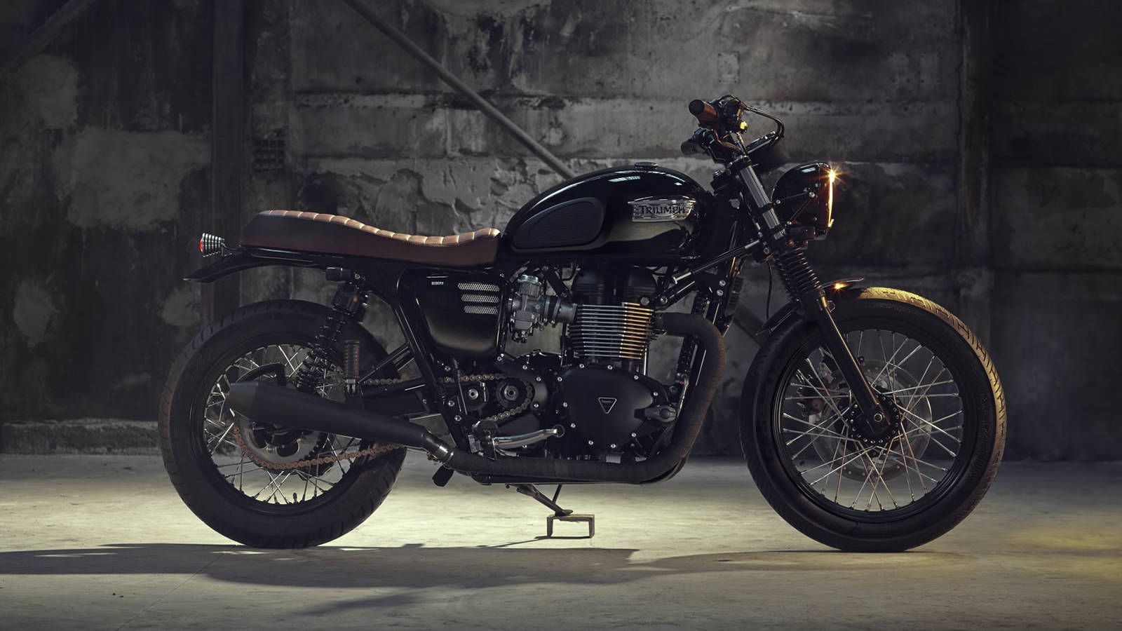 Triumph Bonneville T100 Motorcycle Wallpaper