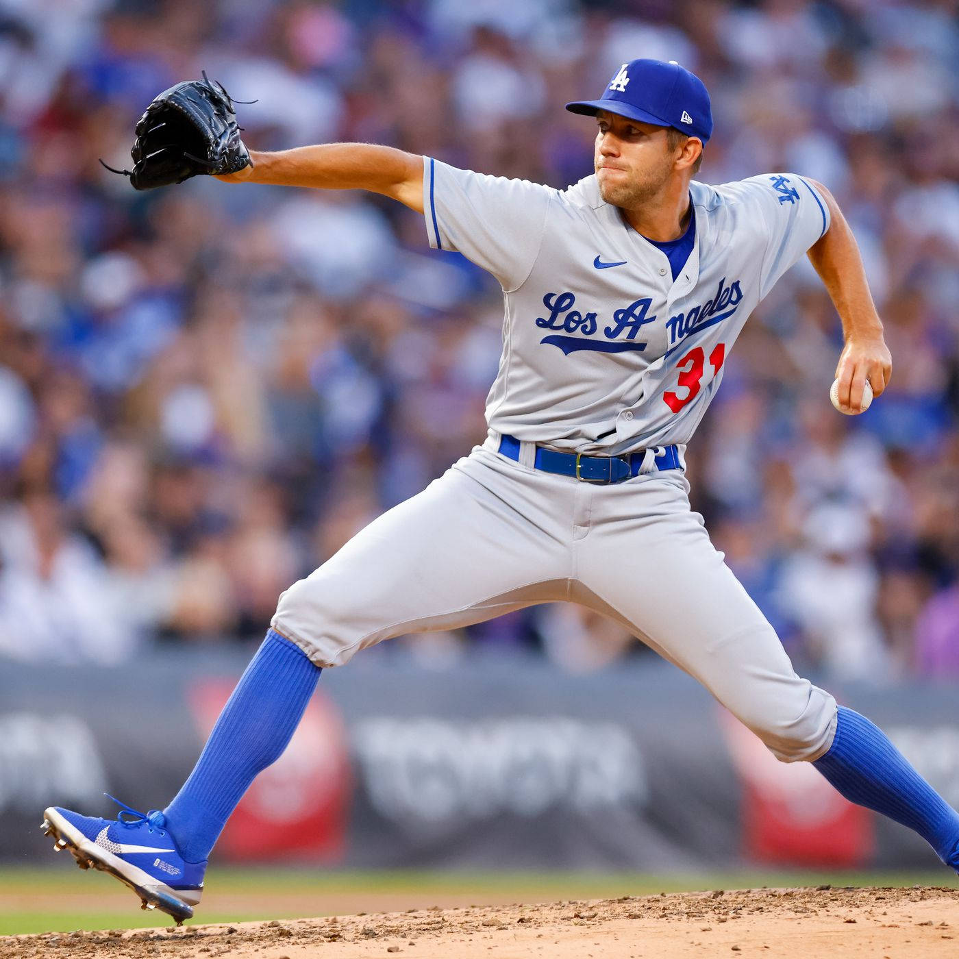 Tyler Anderson Pitching For La Dodgers Wallpaper