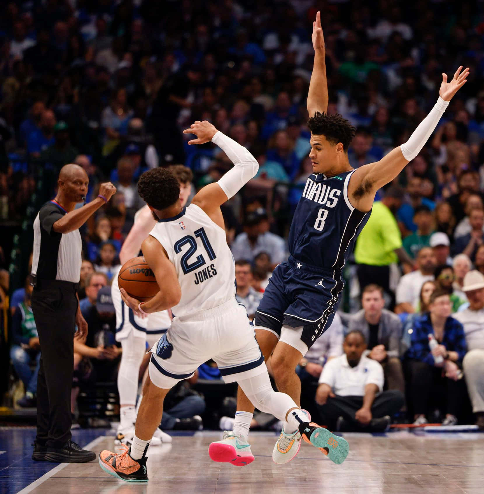 Tyus Jones And Christian Wood Wallpaper