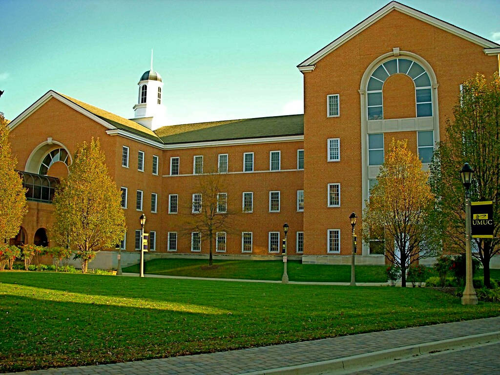 University Of Maryland Yellow Building Wallpaper