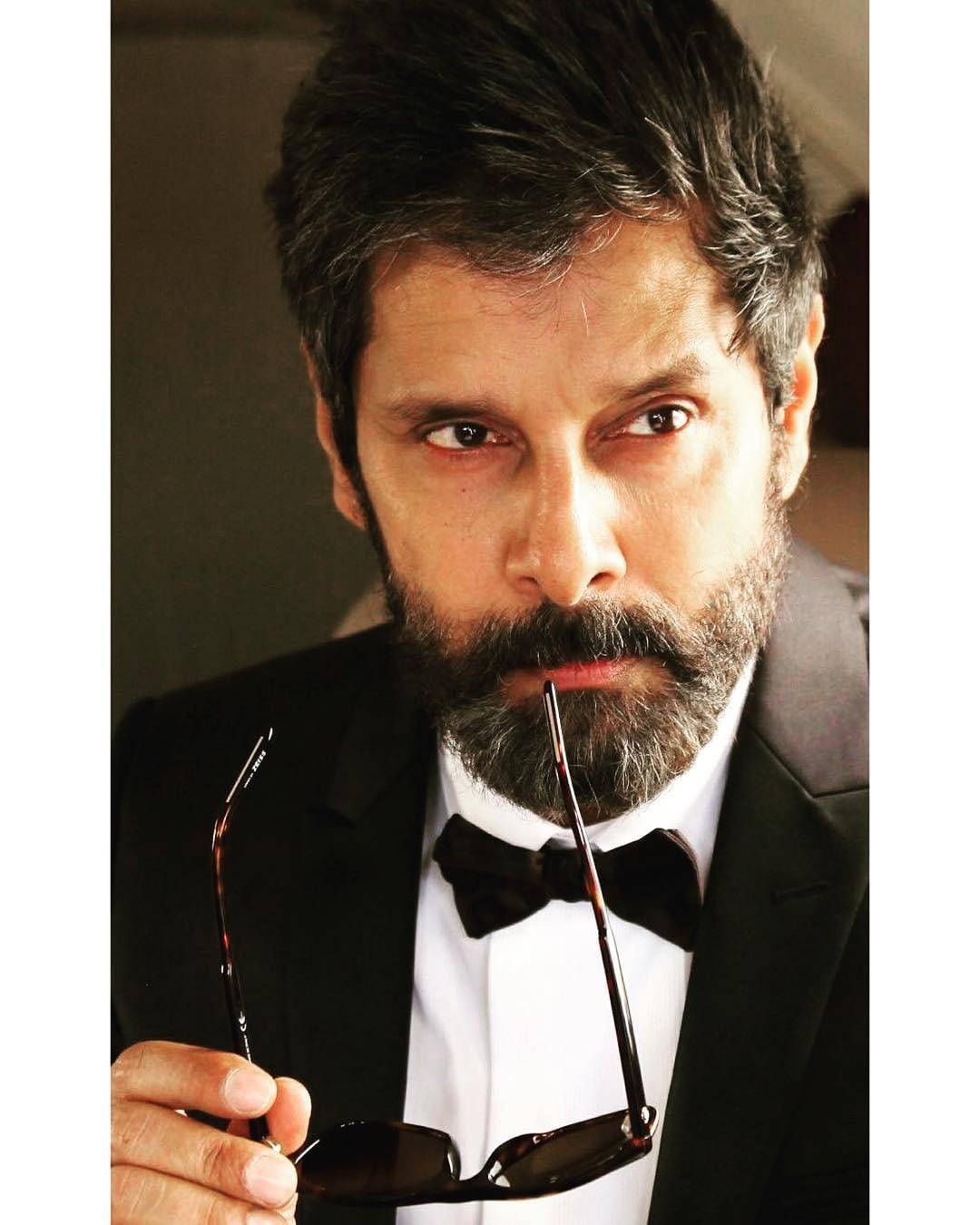 Vikram Suit And Bowtie Wallpaper