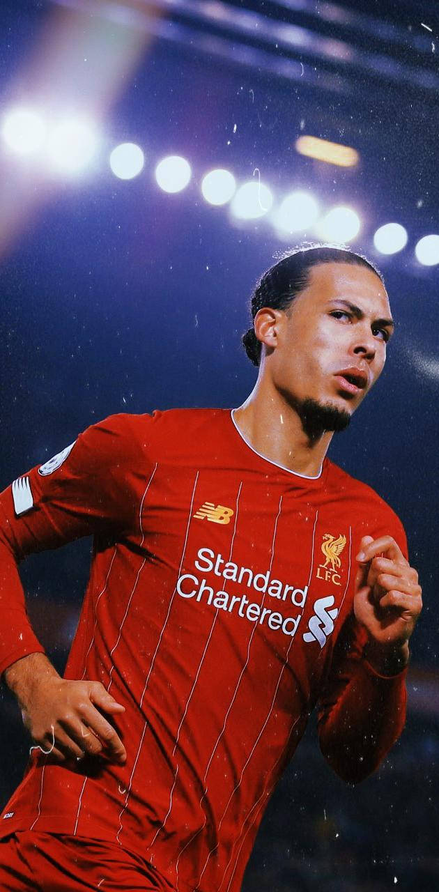 Virgil Van Dijk Concentrating Wallpaper