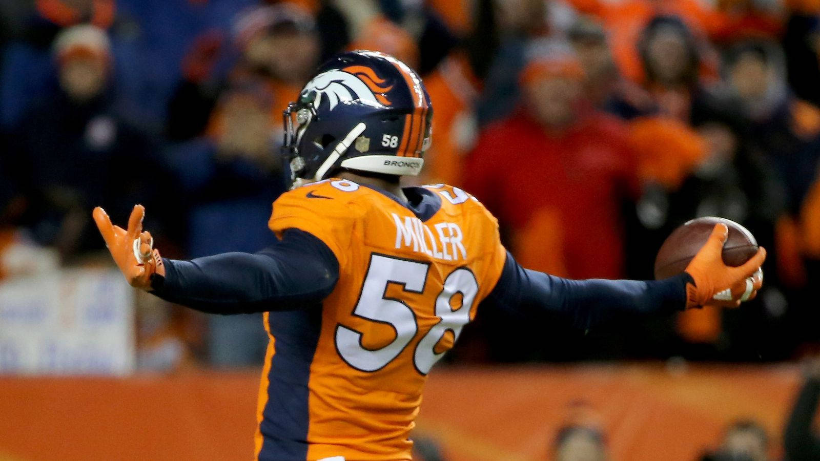 Von Miller American Football Player Wallpaper