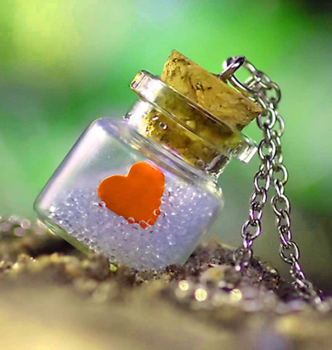 Whatsapp Dp Heart Jar Wallpaper