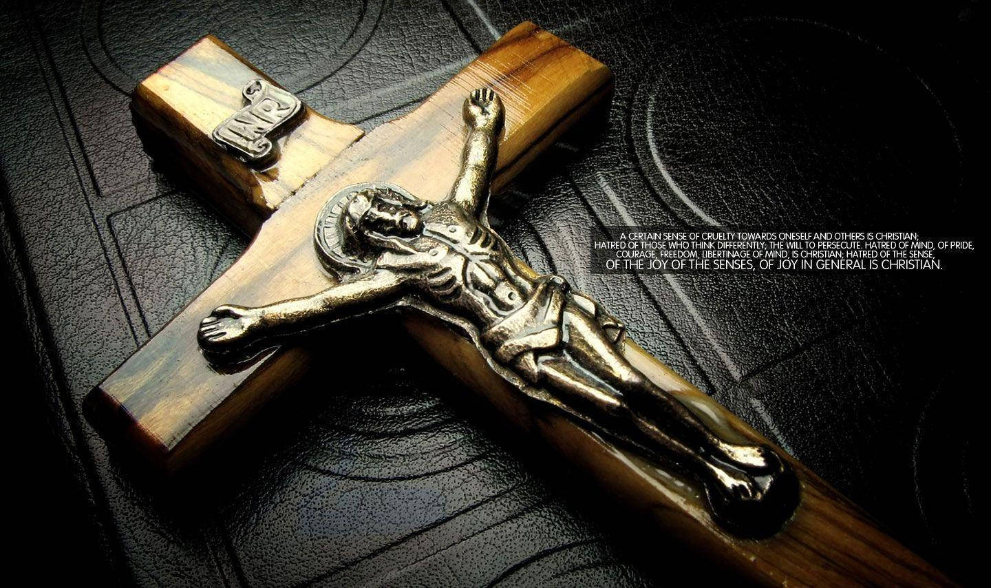 Wooden Cross Of God Laptop Wallpaper