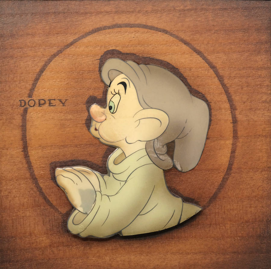 Wooden Dopey Dwarf Wallpaper