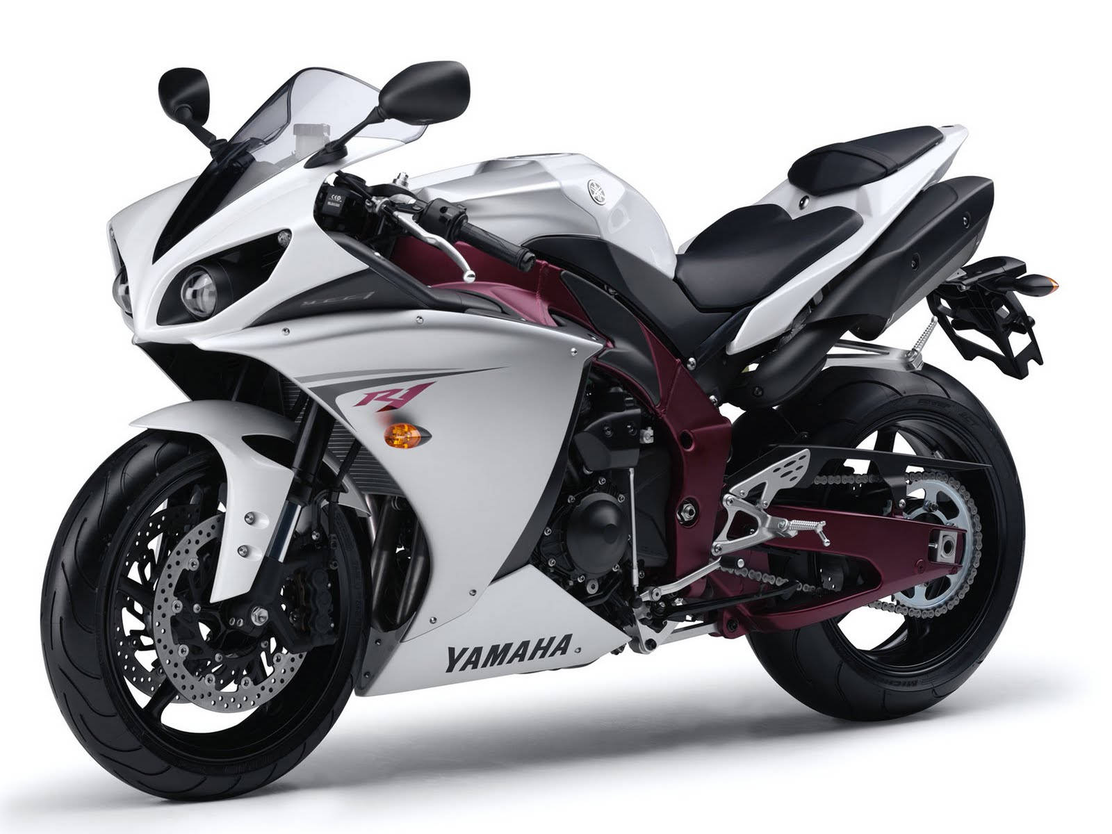 Yamaha R1 Yamaha R1 Yamaha R1 Yamaha R1 Yamaha R1 Yama Wallpaper