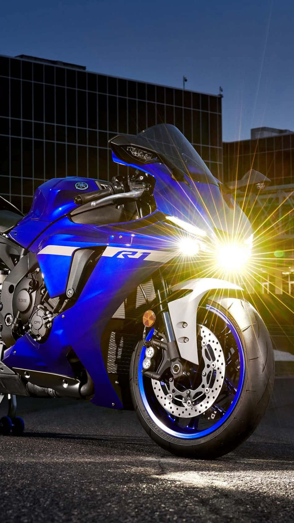 Yamaha Sportbike Sunflare Showcase Wallpaper