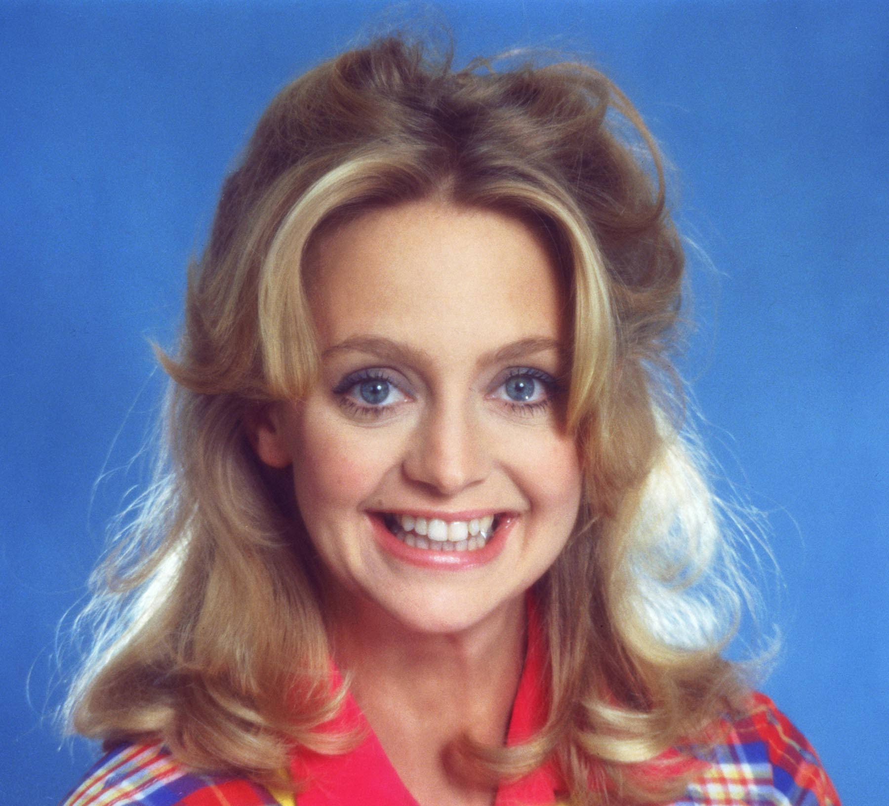 Young Goldie Hawn Retro Wallpaper