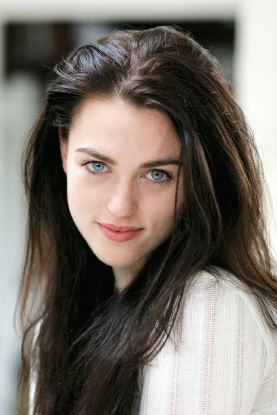 Young Katie Mcgrath Wallpaper