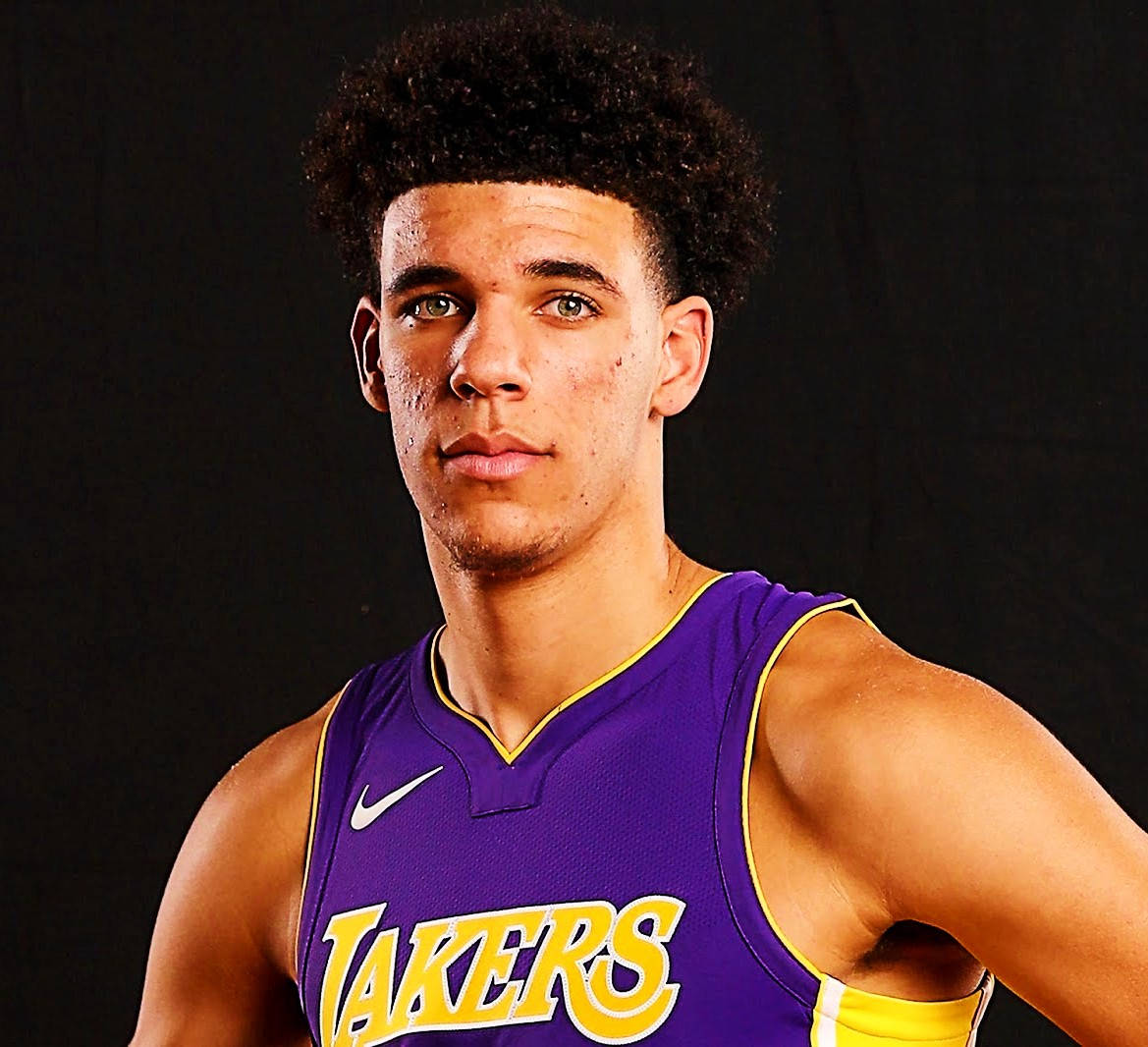 Young Lakers Lonzo Ball Wallpaper