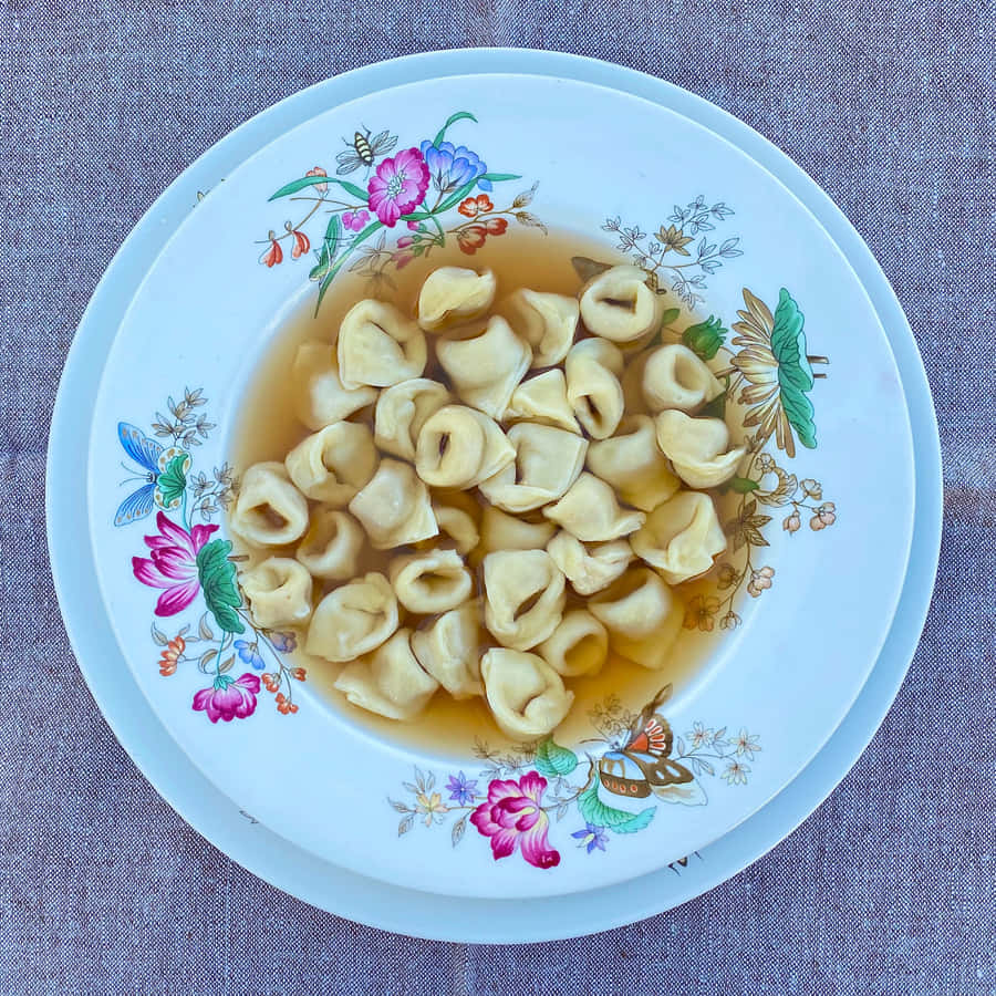 A Delicious Serving Of Tortellini In Brodo Wallpaper