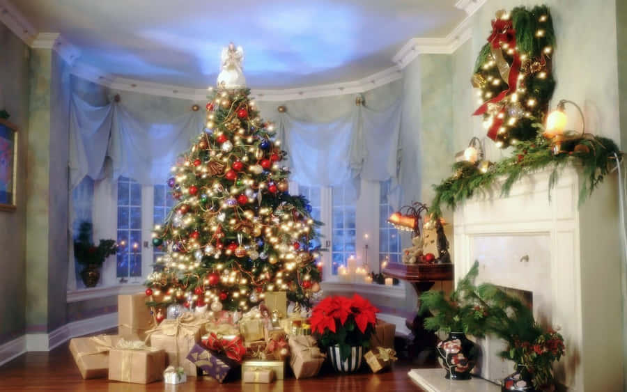 Aesthetic Christmas Tree, Covered In Warm And Cozy Lights. Wallpaper