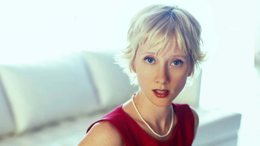 Anne Heche Wearing Red Lipstick Wallpaper