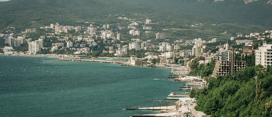 Beautiful Yalta Beaches Wallpaper