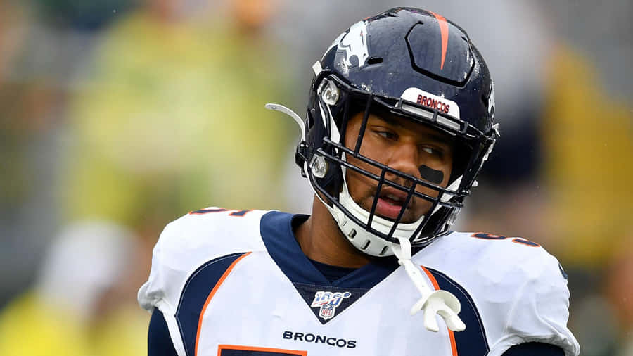Bradley Chubb Closeup Photo Wallpaper