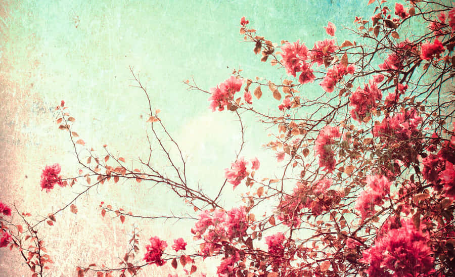 Classic Vintage Desktop For Productivity And Nostalgia Wallpaper