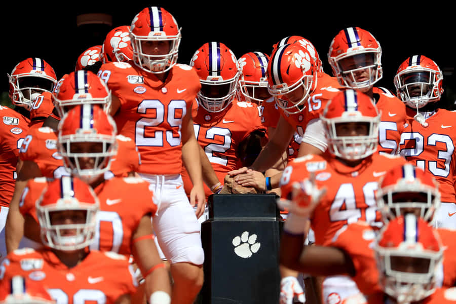 Clemson Tigers Football Team And Texas A&m Aggies Wallpaper