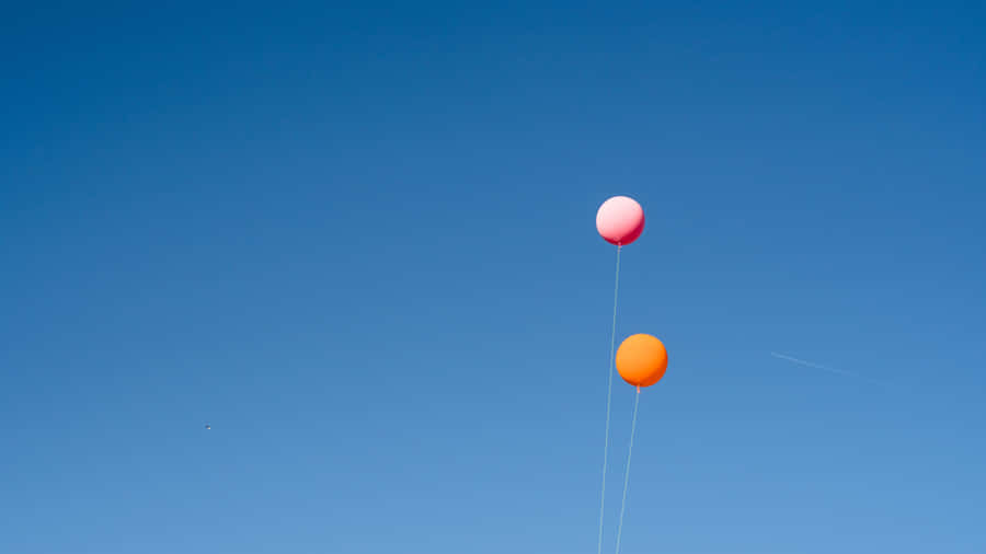 Cool Minimalist Balloons Wallpaper