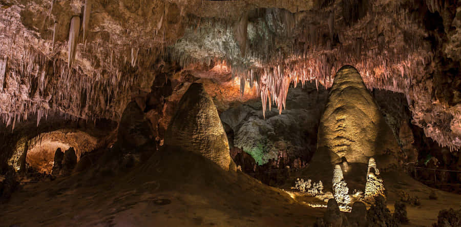 Cool Rock Carlsbad Caverns National Park Wallpaper