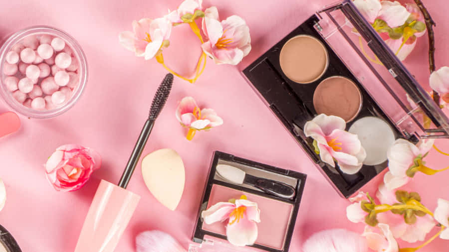 Cute Things With Make-up Wallpaper