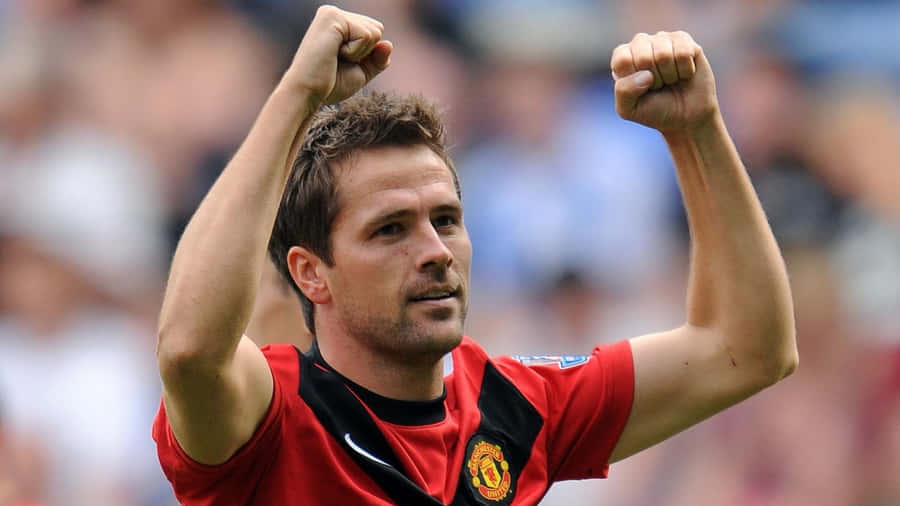 English Footballer Michael Owen Cheering Wallpaper