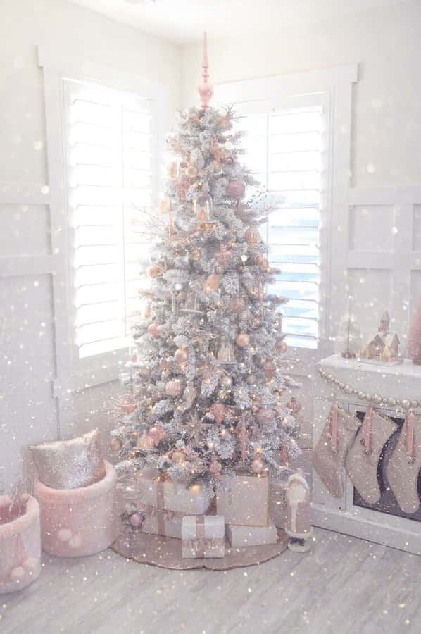 Feel The Holiday Spirit With This Aesthetic Christmas Tree Wallpaper