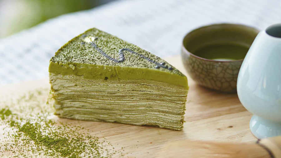 Freshly Whisked Vibrant Matcha Tea Wallpaper