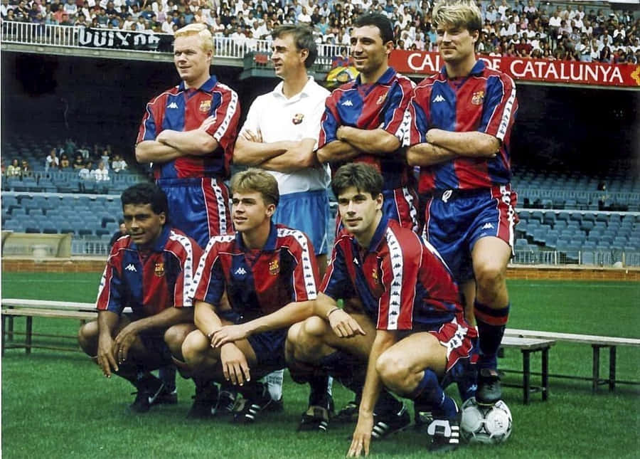 Hristo Stoichkov Football Teammates Wallpaper