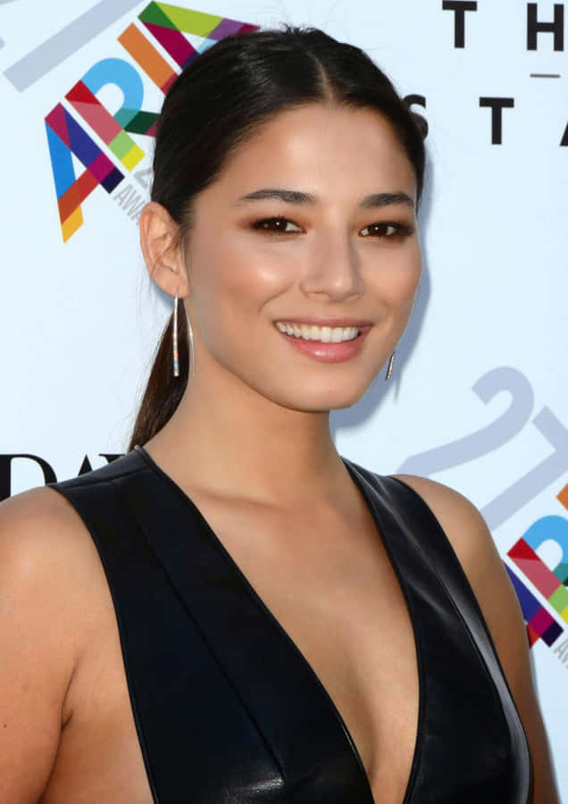 Jessica Gomes, Elegance And Style Personified Wallpaper