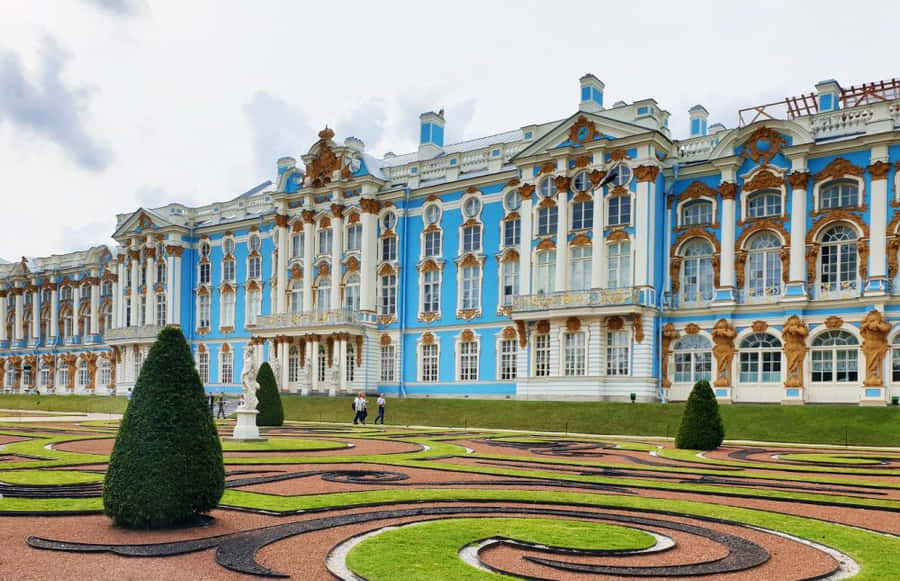 Majestic View Of Catherine Palace And Its Enchanting Garden Wallpaper