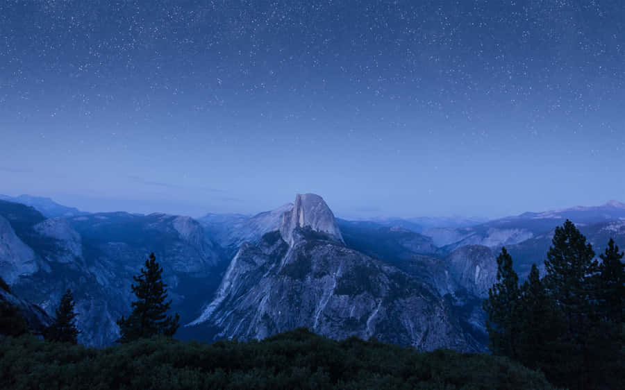 Marvel At The Beauty Of El Capitan Wallpaper