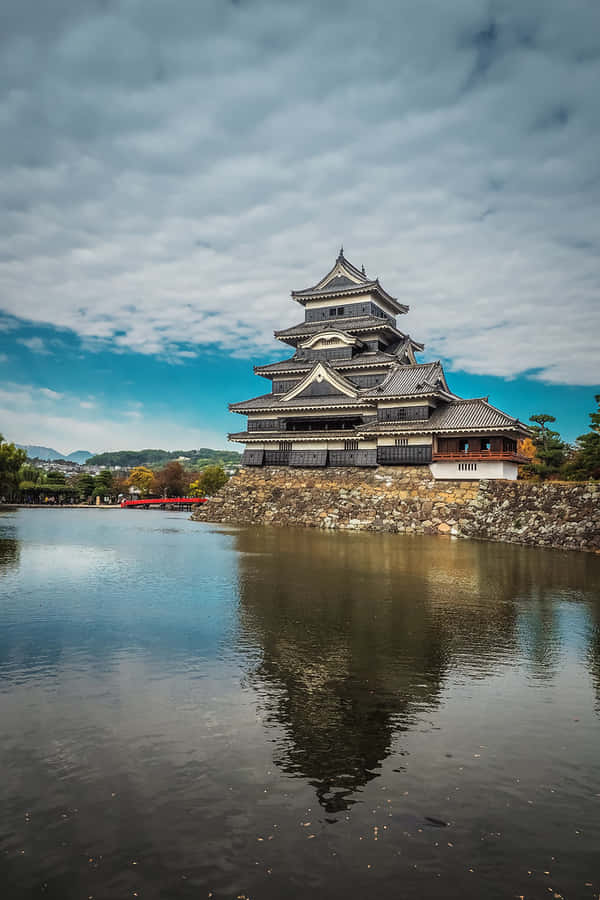 Matsumoto_ Castle_ Reflection_ Japan Wallpaper