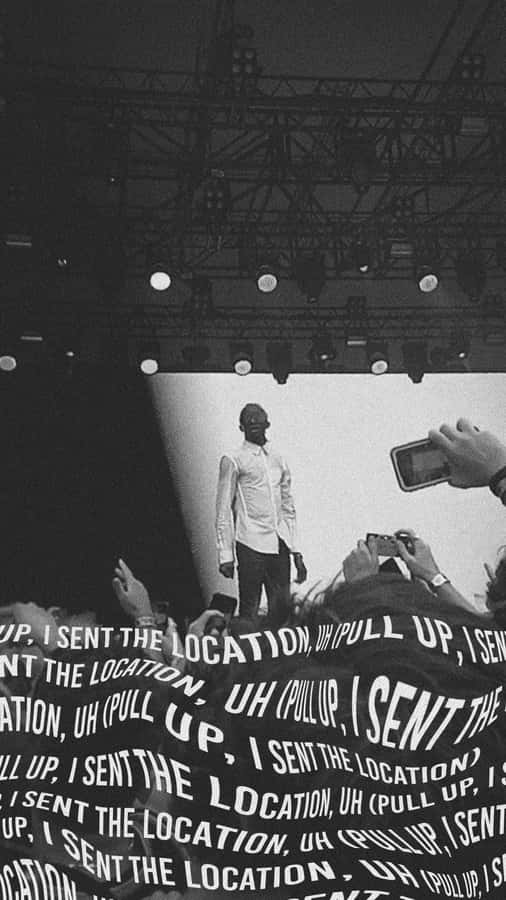 Monochrome Carti Pfp With Song Lyrics Wallpaper