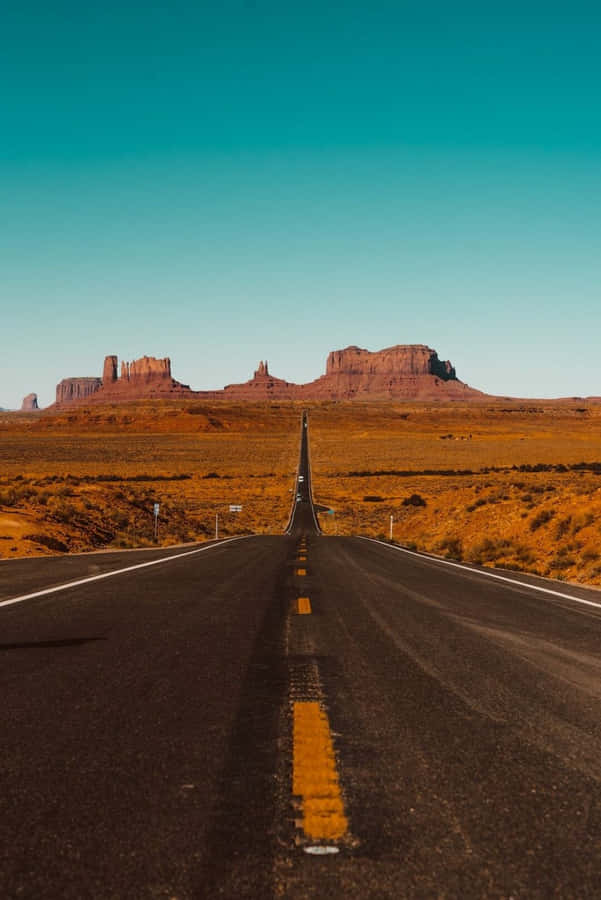 Monument Valley In The Desert Iphone Wallpaper