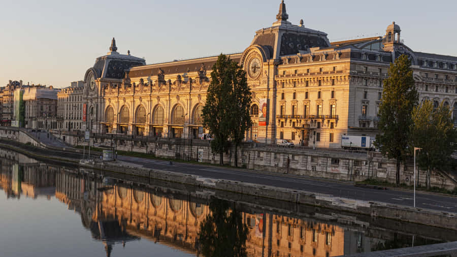 Mornings At Musée Dorsay Wallpaper