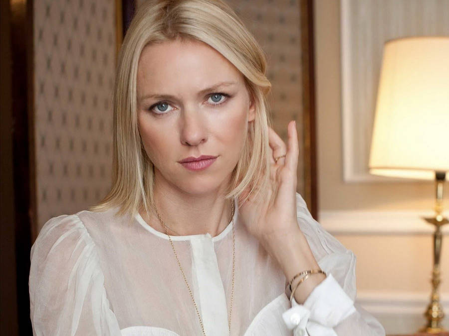 Naomi Watts British Actress Serious Wallpaper